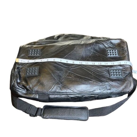 Patched Leather Weekender / Tote Bag in Black Padded Shoulder strap and handle - Picture 12 of 14